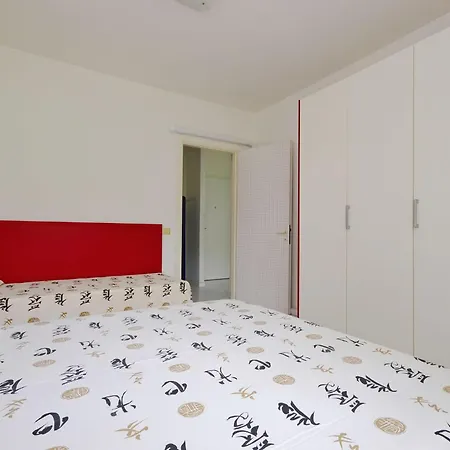 Bright Getaway Flat With Pool * リニャーノ・サッビアドーロ